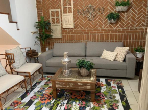 Chalé Aconchegante Duplex com 2 Quartos